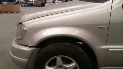 Veicolo di demolizione mercedes-benz clase m (w163) ml 270 cdi (163.113) dell'anno 2001 alimentato 612963