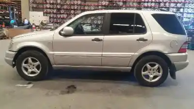 Scrapping Vehicle clase c clase m 2.7 cdi 20v of the year 2001 powered 612963