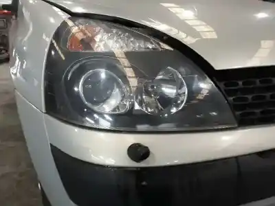 Sloopvoertuig renault clio ii (bb_, cb_) 1.2 16v (bb05, bb0w, bb11, bb27, bb2t, bb2u, bb2v, cb05,... van het jaar 2001 aangedreven d4f712