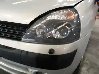 Sloopvoertuig renault clio ii (bb_, cb_) 1.2 16v (bb05, bb0w, bb11, bb27, bb2t, bb2u, bb2v, cb05,... van het jaar 2001 aangedreven d4f712