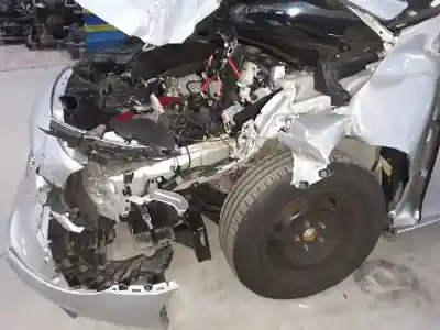 Hurda Aracı volvo                                              v40                                                                                                                                                                                                                                                        1.6 diesel cat                                                                                                                                                                                                                                             yılın 2013 güçlü d4162t
