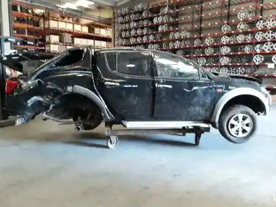 Scrapping Vehicle mitsubishi l 200 (ka0/kb0) 2.5 di-d cat of the year 2006 powered 4d56