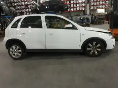 Здавання транспортного засобу opel corsa c 1.2 16v cat (z 12 xe / lw4) року 2000 потужний z12xe