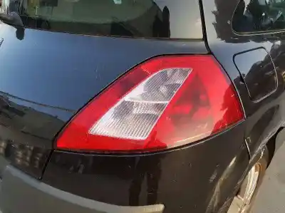 Здавання транспортного засобу renault                                            megane ii sedán (lm0/1_)                                                                                                                                                                                                                                   1.6 16v (lm1r lm0c) року 2005 потужний k4j730