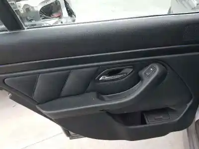 Veículo de Sucata bmw 5 (e39) 525 i do ano 2001 alimentado 256s5