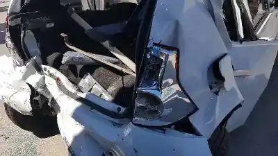 Sloopvoertuig dacia sandero 1.5 dci van het jaar 2009 aangedreven k9k796