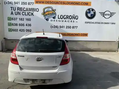 Veículo de Sucata hyundai i30 1.6 crdi 90 classic do ano 2011 alimentado d4fb