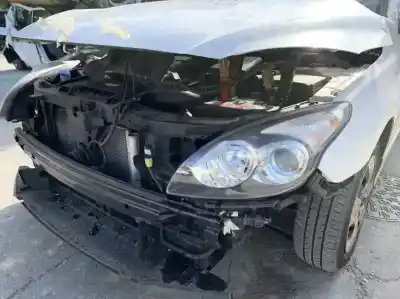 Veículo de Sucata hyundai i30 1.6 crdi 90 classic do ano 2011 alimentado d4fb