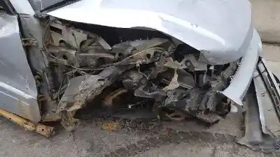 Здавання транспортного засобу mitsubishi montero (v60/v70) 3.2 di-d avance року 2006 потужний 4m41