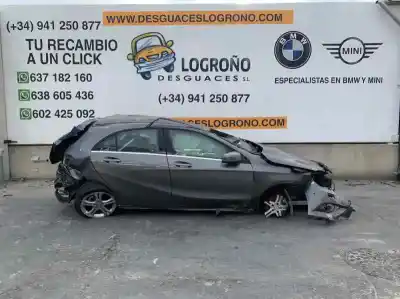 Здавання транспортного засобу clase c clase a 2.1 cdi року 2015 потужний 651930