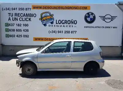 Veículo de Sucata VOLKSWAGEN POLO III CLASSIC (6V2) 60 1.4 do ano 2001 alimentado AUD