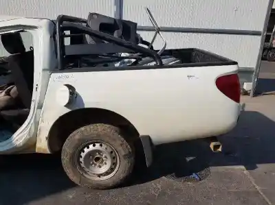Здавання транспортного засобу mitsubishi l 200 (ka0/kb0) 2.5 di-d cat року 2015 потужний 4d56