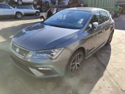 Здавання транспортного засобу seat leon (5f1) 1.4 16v tsi act року 2018 потужний czea