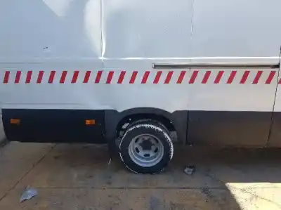 Vehicul casat iveco daily ka caja cerrada gran espacio 35s... batalla 3950 express al anului 2017 alimentat f1cgl411a