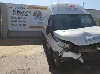 Vehicul casat iveco daily ka caja cerrada gran espacio 35s... batalla 3950 express al anului 2017 alimentat f1cgl411a