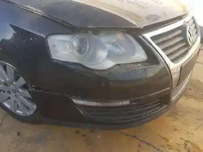 Veículo de Sucata volkswagen passat berlina 2.0 tdi do ano 2005 alimentado bkp