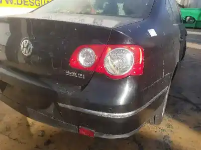 Veículo de Sucata volkswagen passat berlina 2.0 tdi do ano 2005 alimentado bkp