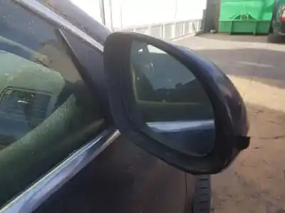 Veículo de Sucata volkswagen passat berlina 2.0 tdi do ano 2005 alimentado bkp