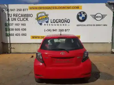Veicolo di demolizione toyota yaris (_p13_) 1.3 (nsp130_) dell'anno 2014 alimentato 1nrfe