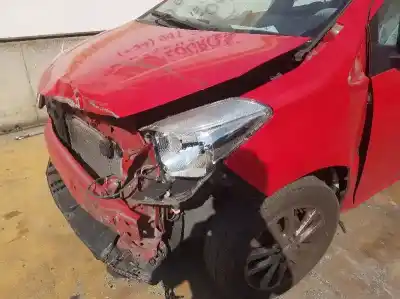 Veicolo di demolizione toyota yaris (_p13_) 1.3 (nsp130_) dell'anno 2014 alimentato 1nrfe