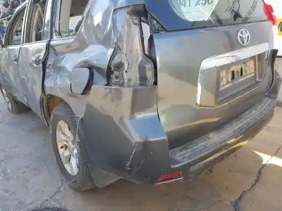 Veículo de Sucata toyota land cruiser (j15) basis do ano 2010 alimentado 1kdftv