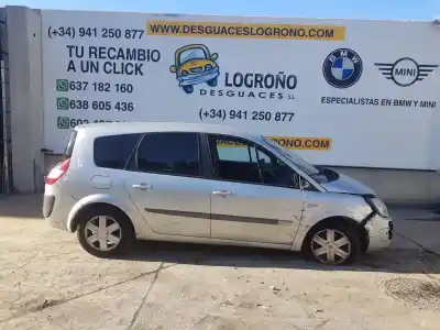 Veículo de Sucata renault scenic ii 1.9 dci diesel do ano 2005 alimentado f9q812