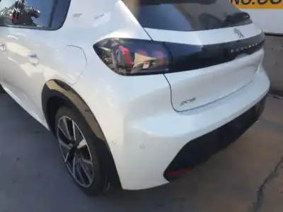 Vehicul casat peugeot 208 (p2) 1.2 puretech al anului 2022 alimentat hn05