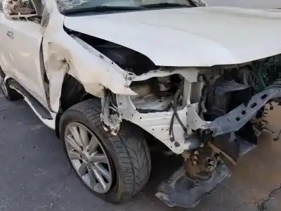 Vehicul casat toyota land cruiser 200 4.7 v8 al anului 2008 alimentat 3urfe