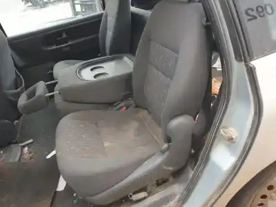 Veículo de Sucata volkswagen sharan (7m6/7m9) 1.9 tdi do ano 2002 alimentado auy