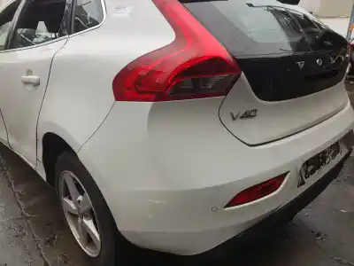 Veículo de Sucata volvo v40 1.6 diesel cat do ano 2013 alimentado d4162t