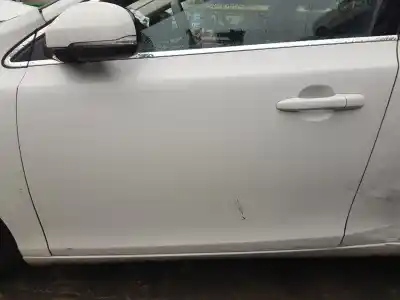 Veículo de Sucata volvo v40 1.6 diesel cat do ano 2013 alimentado d4162t