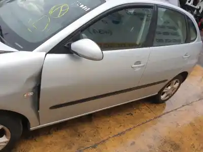 Veículo de Sucata seat ibiza (6l1) 1.9 tdi do ano 2005 alimentado axr