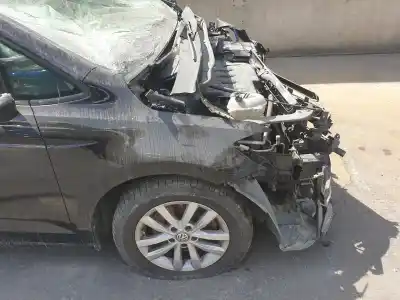 Veículo de Sucata volkswagen touran (5t1) 1.6 tdi do ano 2017 alimentado dgda