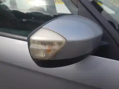 Vehicul casat ford smax 2.0 tdci al anului 2006 alimentat qxwb