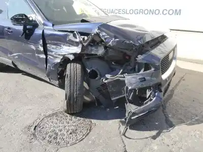 Vehicul casat jaguar fpace 2.0 turbo al anului 2018 alimentat pt204