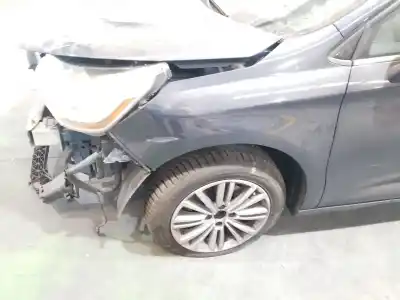 Veículo de Sucata citroen ds4 1.6 hdi fap do ano 2011 alimentado 9h05 9hr