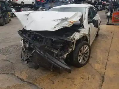 Veículo de Sucata volkswagen passat cc 2.0 tdi do ano 2016 alimentado cuvc