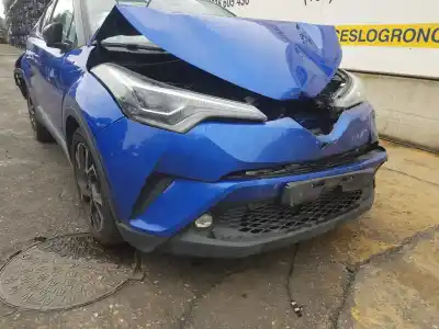 Veículo de Sucata toyota chr híbrido 90kw do ano 2017 alimentado 2zrfxe