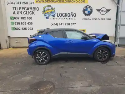 Veículo de Sucata toyota chr híbrido 90kw do ano 2017 alimentado 2zrfxe