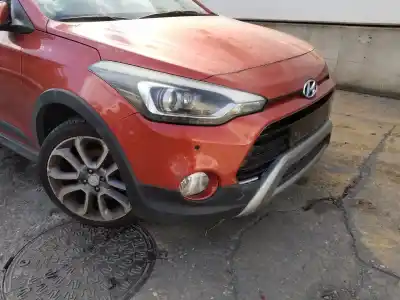 Veicolo di demolizione hyundai i20 i (pb, pbt) 1.4 crdi dell'anno 2015 alimentato d4fc