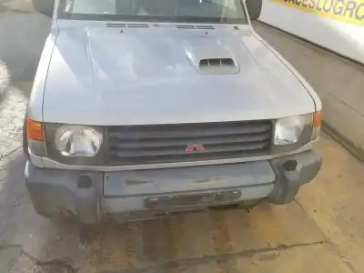 Veículo de Sucata mitsubishi                                         montero   (v3_w, v2_w, v4_w)                                                                                                                                                                                                                               2.8 td (v46w, v26w) do ano 1994 alimentado 4m40