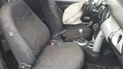 Здавання транспортного засобу mini mini (r50, r53) one року 2002 потужний w10b16a