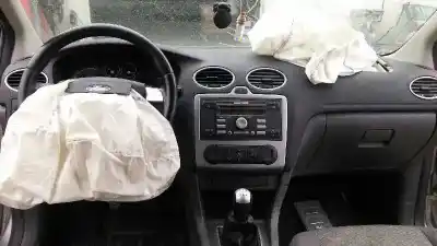 Veículo de Sucata ford focus ii sedán (db_, fch, dh) 1.8 tdci do ano 2006 alimentado kkda