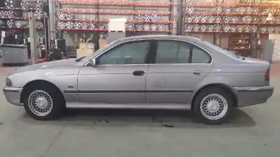 Veicolo di demolizione bmw 5 (e34) 525 tds dell'anno 1995 alimentato 256t1