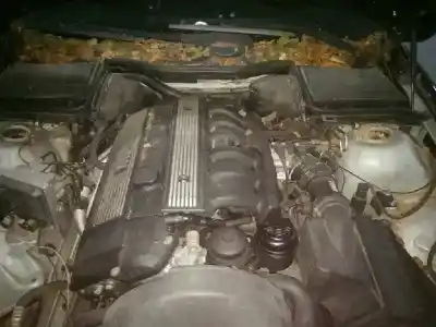 Scrapping Vehicle bmw 5 (e39) 528 i of the year 1997 powered 286s1