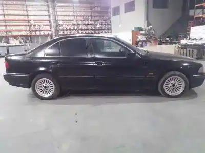 Scrapping Vehicle bmw 5 (e39) 528 i of the year 1997 powered 286s1