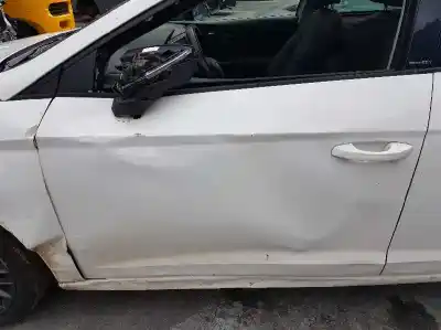 Здавання транспортного засобу seat leon (5f1) style року 2016 потужний czca