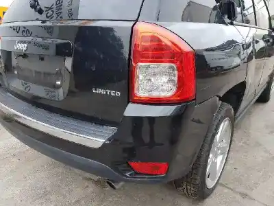 Véhicule à la ferraille jeep compass (2008-2011) 2.2 crdi de l'année 2011 alimenté om651925