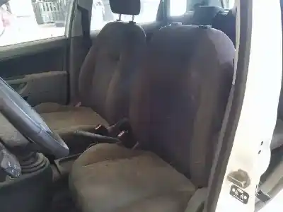 Veicolo di demolizione ford fiesta v (jh_, jd_) 1.6 16v dell'anno 2002 alimentato fyja