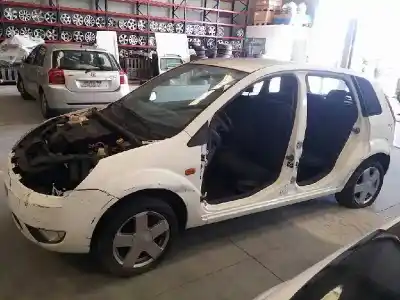 Veicolo di demolizione ford fiesta v (jh_, jd_) 1.6 16v dell'anno 2002 alimentato fyja